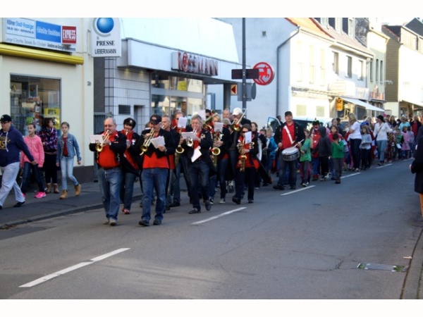 zirkus_einzug_01
