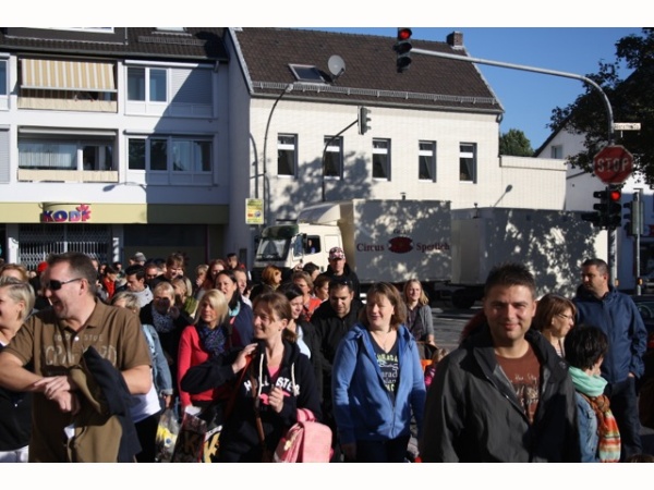 zirkus_einzug_03