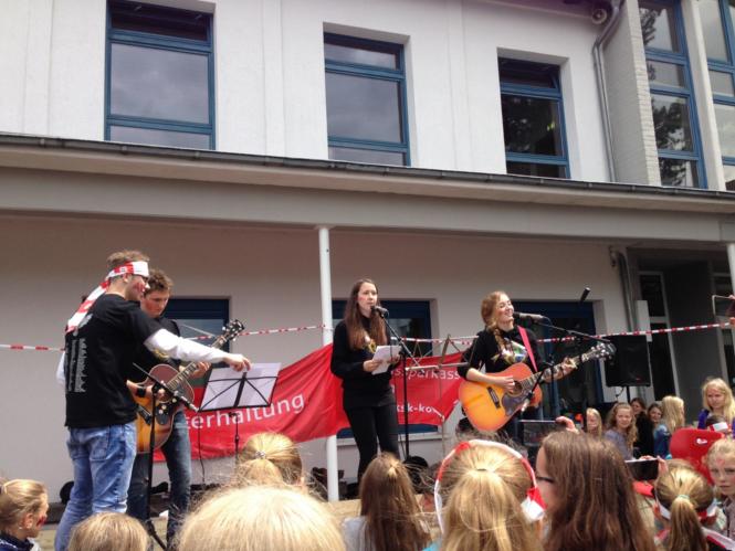 Musik und Spiele beim AbiGag 