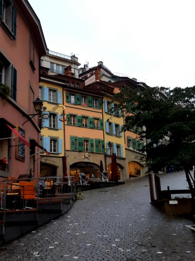 Des maisons colorées au coeur de Lausanne 