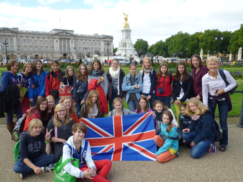Schulerinnen in London